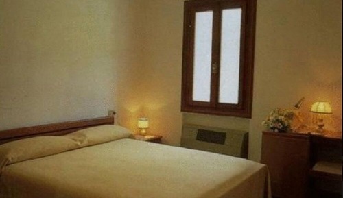 Chambre Simple, vue colline