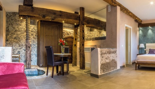 Chambre Présidentielle, 1 chambre