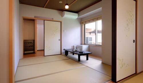 Chambre Familiale, fumeurs (Main Building, Japanese Style)