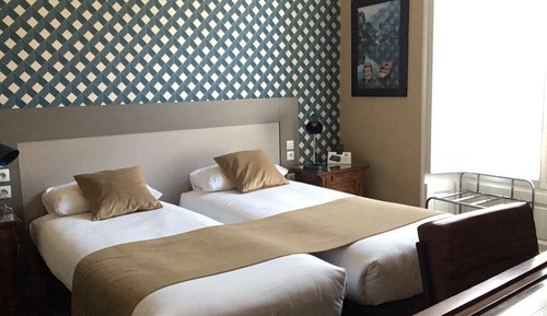 Chambre avec lits jumeaux
