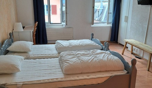 Chambre Double Économique, salle de bains commune