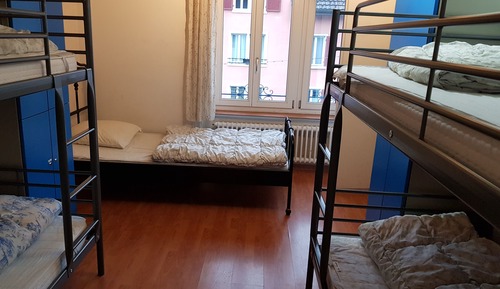 Dortoir Partagé, dortoir mixte, salle de bains attenante (1 bed in 5 bed dorm)