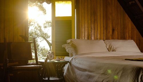Maison Traditionnelle, 2 chambres, cuisine, vue colline