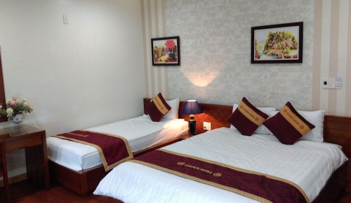 Chambre Triple Supérieure, vue ville