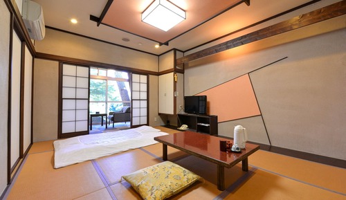 Chambre Tradition, rez-de-chaussée (Japanese Style, 3 People)