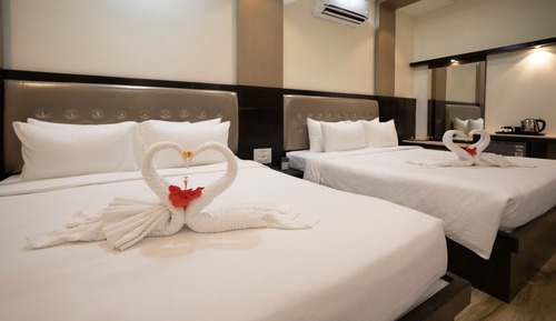 Suite Luxe (Corporate)