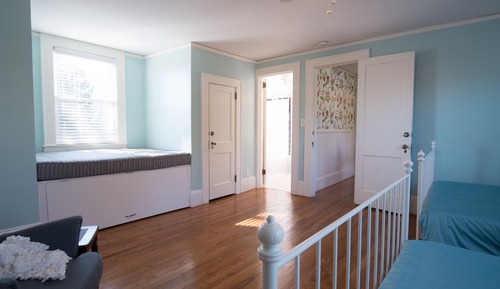 Chambre Double, 2 lits doubles, salle de bains privée (Camellia)