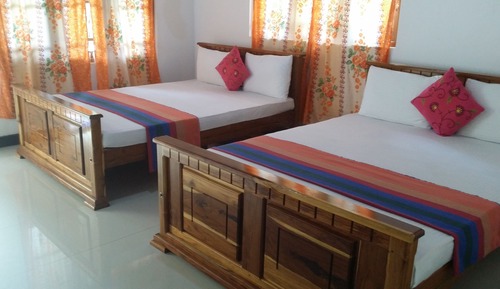 Chambre Quadruple Deluxe, 2 grands lits, balcon, vue montagne
