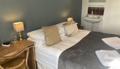Chambre Double (Room 6)