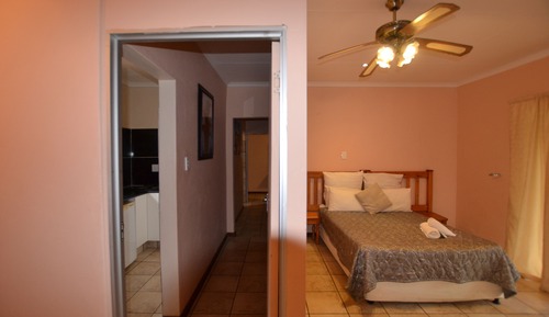 Chambre Familiale (with Shower)
