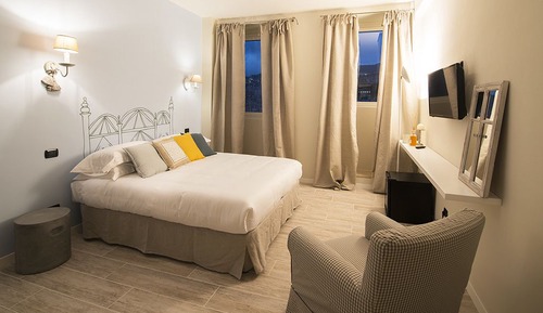 Chambre Triple, accessible aux personnes à mobilité réduite