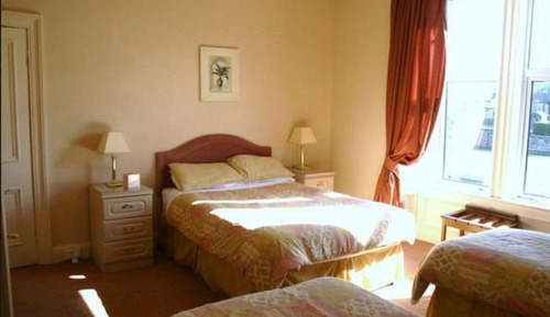 Chambre Familiale (2 Adults 2 Children)