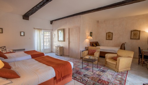 Chambre Familiale avec lits jumeaux
