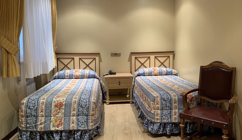 Chambre avec lits jumeaux