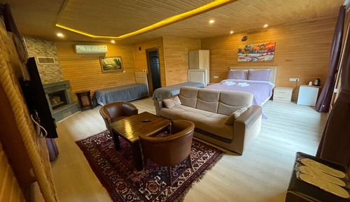 Bungalow Confort, 1 chambre, vue cour intérieure, côté jardin