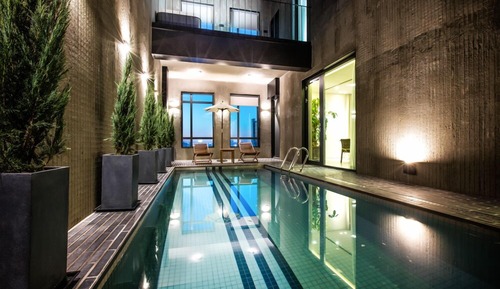 Suite Royale (Outside Spa not available)