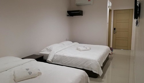 Chambre Supérieure, 1 très grand lit