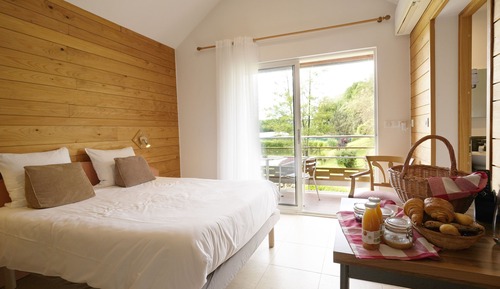 Chambre Double Confort, accessible aux personnes à mobilité réduite (Chalet)