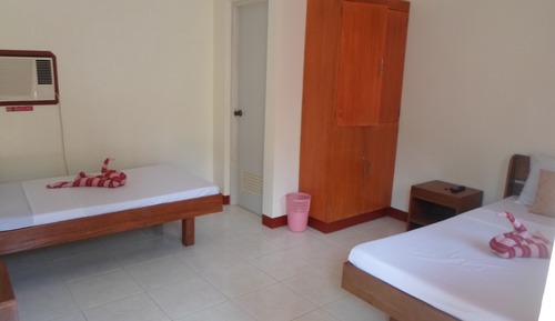 Chambre avec lits jumeaux