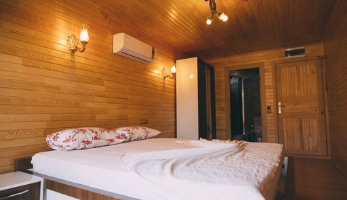 Chambre Triple Familiale, vue piscine