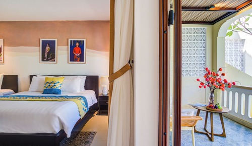 Chambre Familiale, vue piscine
