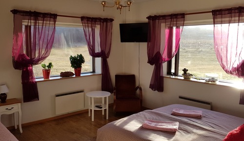 Chambre Triple, salle de bains commune