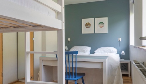 Chambre Triple, salle de bains commune