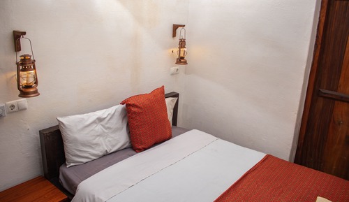 Chambre Simple Économique, 1 lit double
