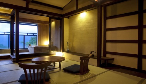 Chambre Tradition (Japanese Style, C/I 3pm-6pm, No kids)
