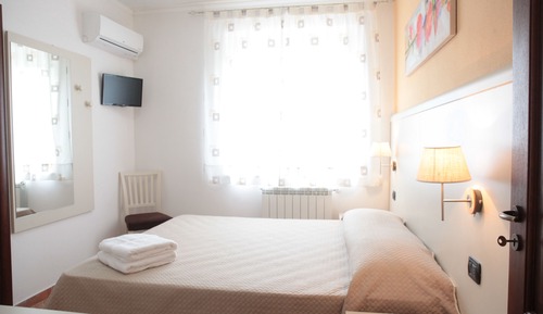 Chambre Double, 1 chambre