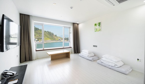 Bridge Ondol Ocean (Free Heated Pool, Cruise Special Discount)