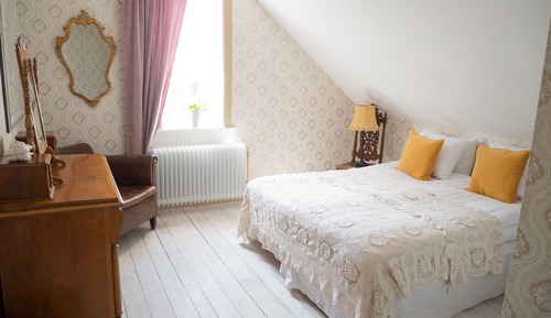 Suite, vue mer, dans la tour