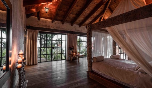 Suite Luxe, 1 très grand lit, vue lac, en bord de lac