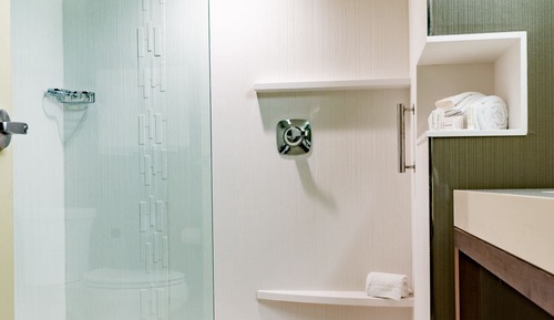 Chambre, 2 grands lits (Mobility Accessible, Roll-In Shower)