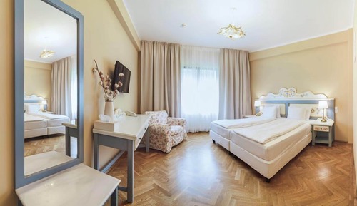 Chambre Supérieure Double ou avec lits jumeaux