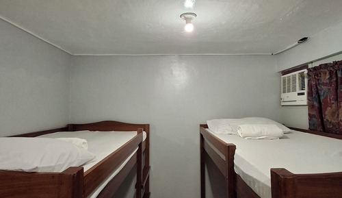 Chambre (Kamagong)
