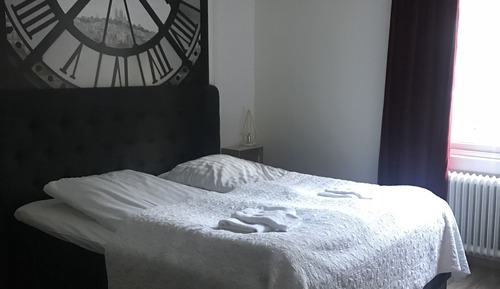 Chambre Double Standard, 1 lit double (Hundrum)