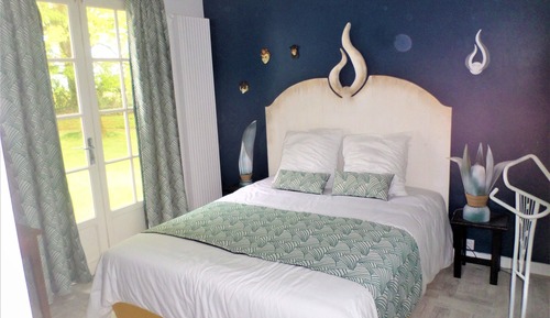 Chambre Double Confort, salle de bains privée (Arlequin)