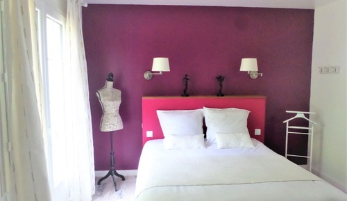 Chambre Quadruple Familiale, salle de bains privée (Colombine)