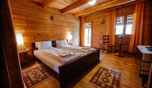 Chambre Standard Double ou avec lits jumeaux, 1 lit double