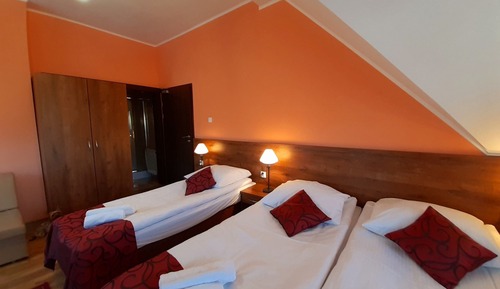 Chambre Quadruple (12)