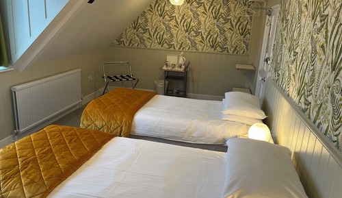 Chambre Double ou avec lits jumeaux (Room 7)