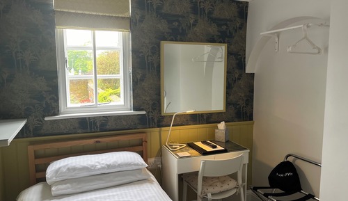 Chambre Simple (Room 3)