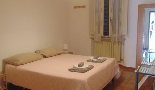 Chambre Double, 1 lit double, salle de bains privée