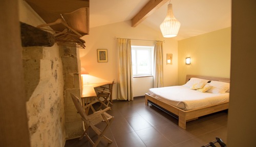 Chambre Double (Monbadon)