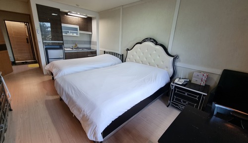 Chambre avec lits jumeaux