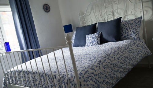 Suite Familiale (1 Double Room + 1 Twin Room)