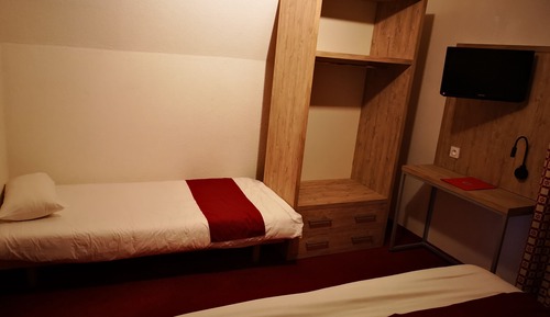 Chambre (Family)