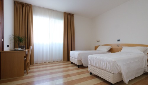 Chambre avec lits jumeaux