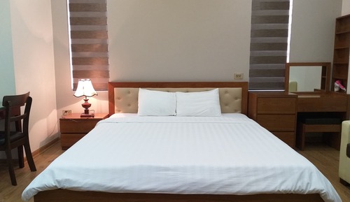 Chambre Double Supérieure, 1 très grand lit, vue cour intérieure